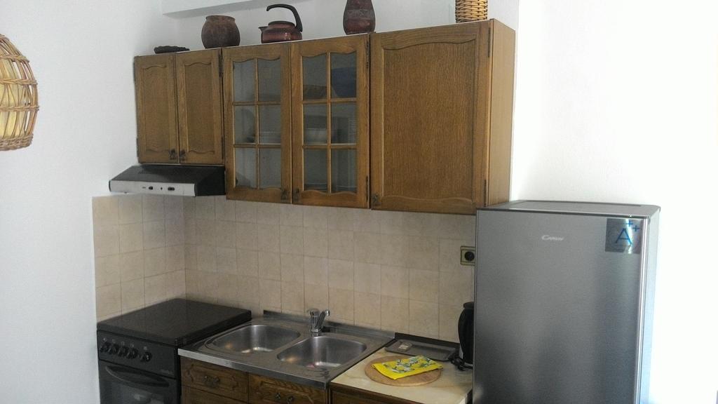 Apartments Prisnac Pakostane Exterior photo